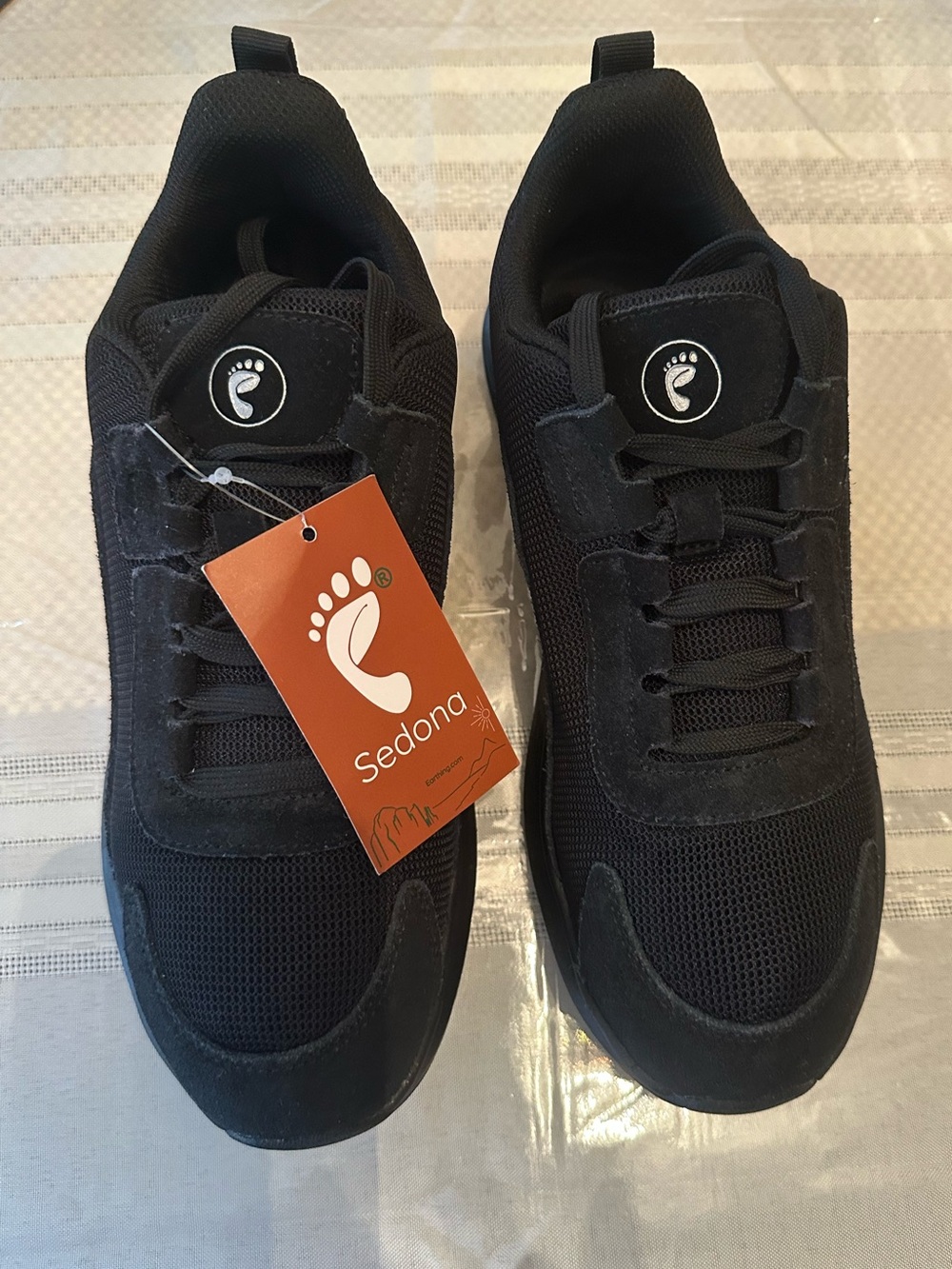 NWT Earthing Sedona Barefoot Black Lightweight Mesh Casual Sneakers size 11.